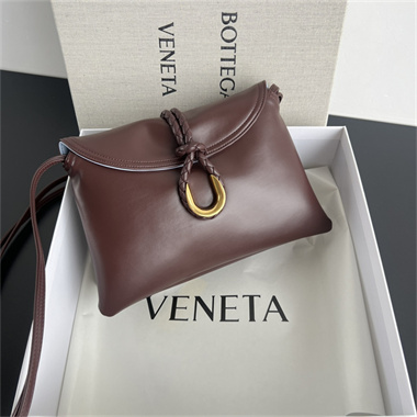 bottega veneta liberta smooth leather crossbody bag #806030